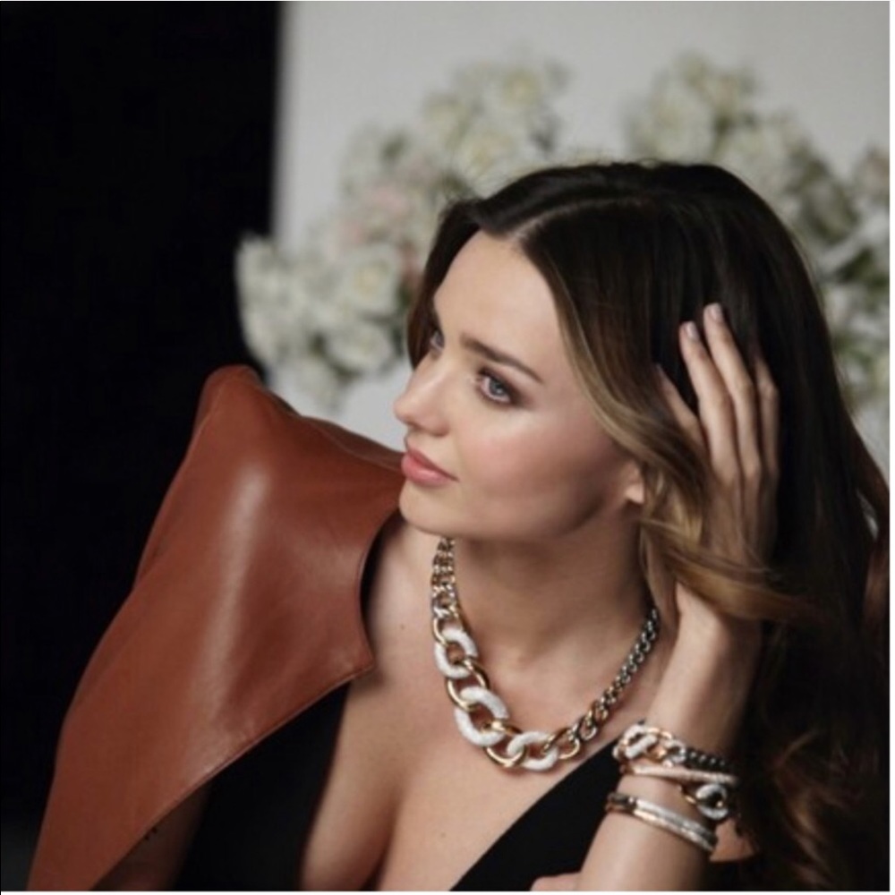 Swarovski sparkling links large necklace - Picture 2 of 7
